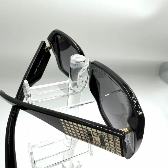 Karl Lagerfeld NEW Black Oversized Sunglasses - Picture 5 of 8